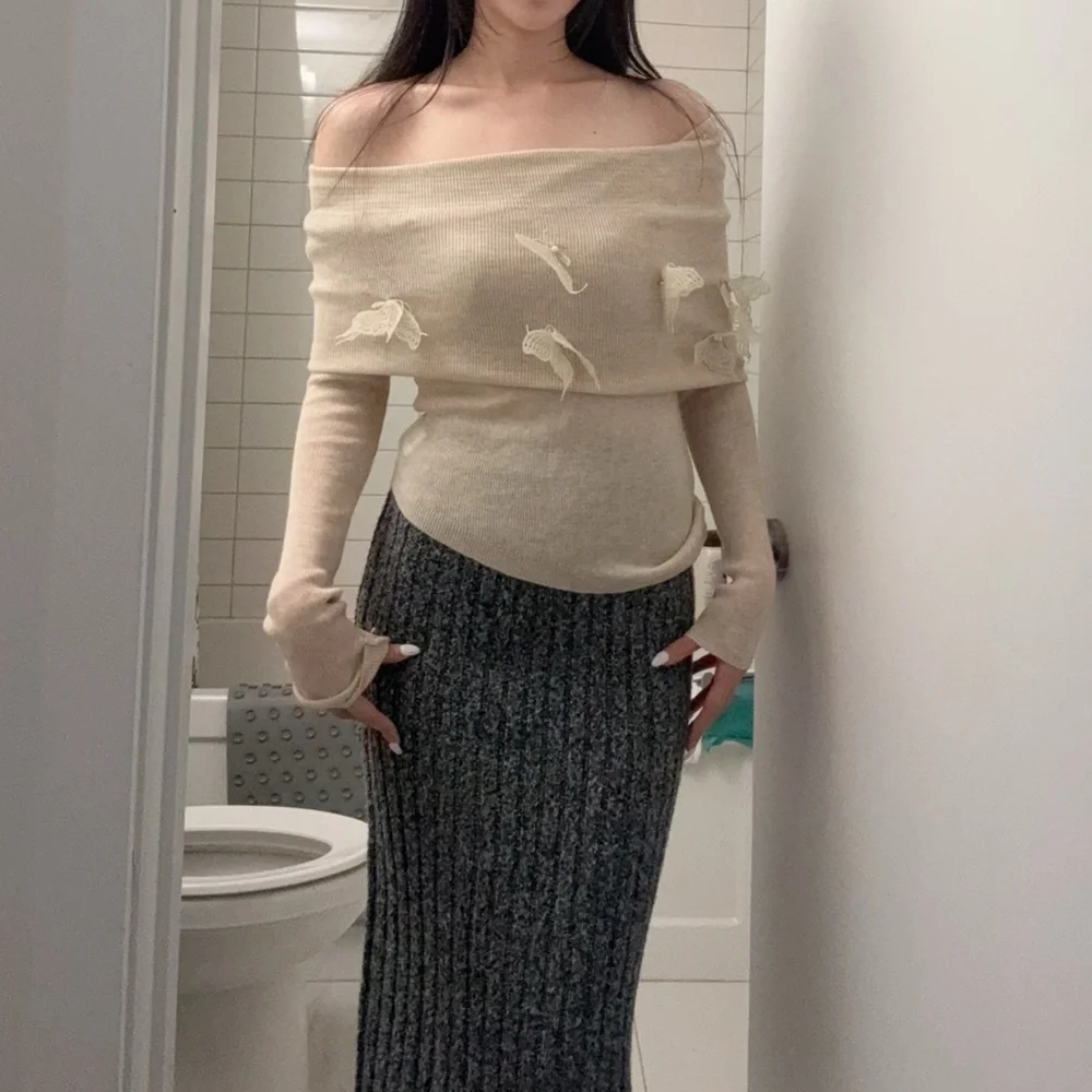 Gray Ribbed Knit Skirt - Picture 2 of 6